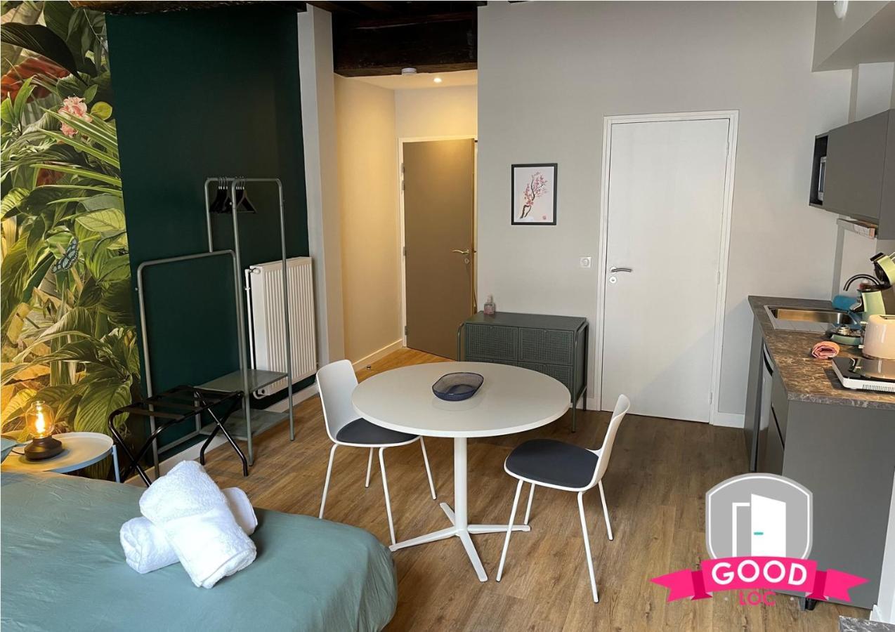 Somptueux Studio Hyper Centre Avec Wifi Lägenhet Orléans Exteriör bild